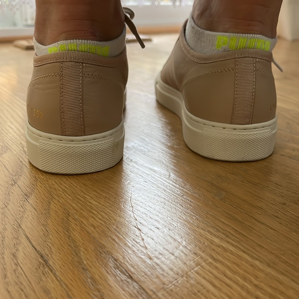 🌺 Woman by Common Projects Shoes - Picture 8 of 16